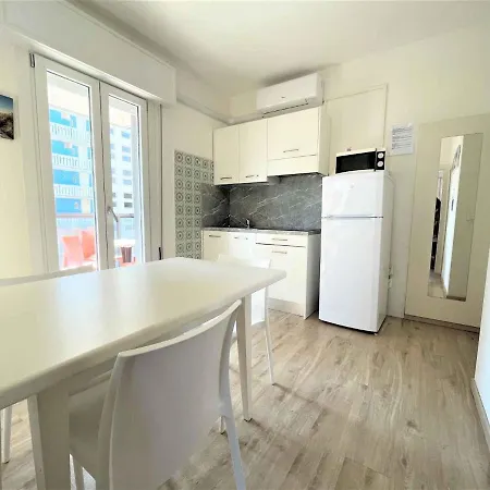 Apartment In 37068