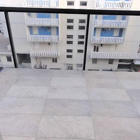 In 37068 Apartament *